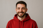 joven, buzo rojo, barba y pelo corto